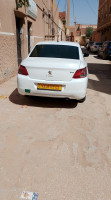 voitures-peugeot-301-2013-allure-laghouat-algerie