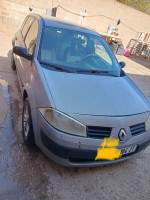 moyenne-berline-renault-megane-2-2004-mostaganem-algerie