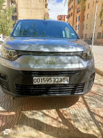 utilitaire-fiat-professional-doblo-2023-italien-oum-el-bouaghi-algerie