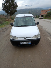 voitures-peugeot-partner-2002-seddouk-bejaia-algerie