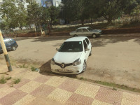 citadine-renault-clio-campus-2015-bye-ain-fezza-tlemcen-algerie