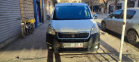 utilitaire-peugeot-partner-2015-b9-ngaous-batna-algerie