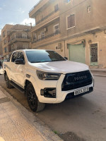 voitures-toyota-hilux-2023-gr-batna-algerie