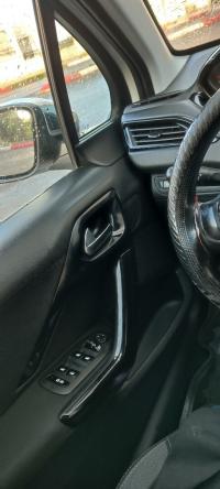 سيارات-peugeot-208-2015-allure-البويرة-الجزائر