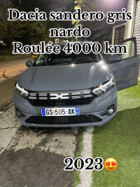 voitures-dacia-sandero-2023-annaba-algerie