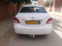 berline-toyota-yaris-sedan-2013-naama-algerie