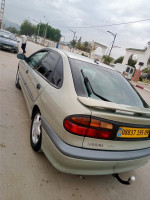 voitures-renault-laguna-1-1995-mouzaia-blida-algerie