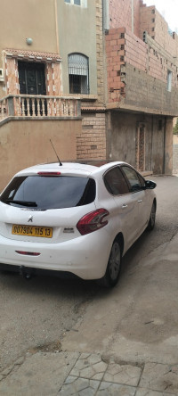 voitures-peugeot-208-2015-allure-maghnia-tlemcen-algerie