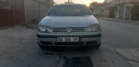 voitures-volkswagen-golf-4-1999-bechar-algerie