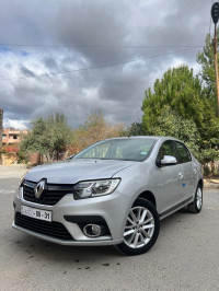 voitures-renault-symbol-2019-miladi-extreme-sour-el-ghouzlane-bouira-algerie