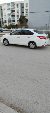 voitures-toyota-yaris-sedan-2015-style-el-khroub-constantine-algerie