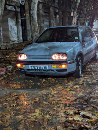 voitures-volkswagen-golf-3-1994-bouira-algerie