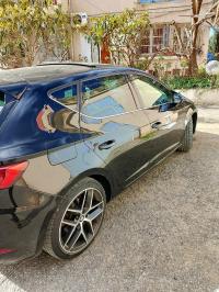 سيارات-seat-leon-2019-fr15-البويرة-الجزائر