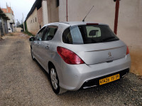 voitures-peugeot-308-2011-blida-algerie