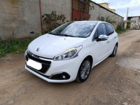 voitures-peugeot-208-2015-allure-facelift-ahmar-el-ain-tipaza-algerie