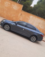 voitures-renault-megane-2023-algerie