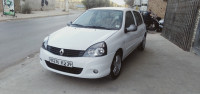 voitures-renault-clio-campus-2012-bye-mostaganem-algerie