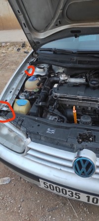 سيارات-volkswagen-golf-4-2003-قالمة-الجزائر