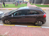 voitures-kia-rio-5-portes-2015-kouba-alger-algerie