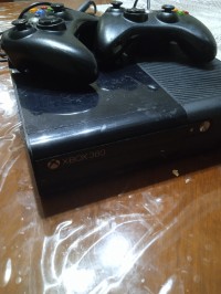 أجهزة-ألعاب-الفيديو-xbox-360-بابا-حسن-الجزائر