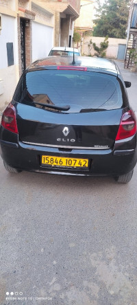 voitures-renault-clio-3-2007-cherchell-tipaza-algerie