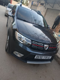 voitures-dacia-sandero-2018-stepway-khemis-miliana-ain-defla-algerie