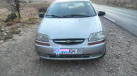 voitures-chevrolet-aveo-4-portes-2004-menaa-batna-algerie