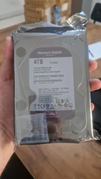 WD PURPLE 4TB Disque Dur video surveillance 4 terra