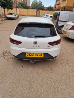 voitures-seat-leon-2014-khemis-miliana-ain-defla-algerie