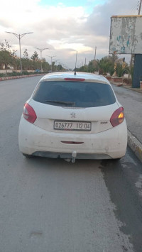 voitures-peugeot-208-2012-allure-ain-babouche-oum-el-bouaghi-algerie