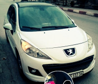 voitures-peugeot-207-2012-allure-reghaia-alger-algerie