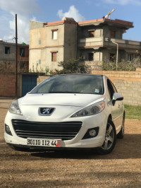 voitures-peugeot-207-2012-allure-hadjout-tipaza-algerie