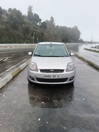 voitures-ford-fiesta-2007-ghia-constantine-algerie