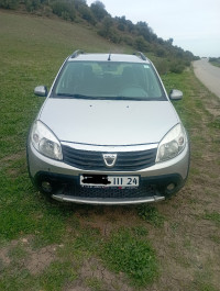 voitures-dacia-sandero-2011-boumahra-ahmed-guelma-algerie