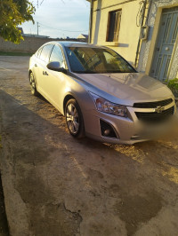 voitures-chevrolet-cruze-2015-tamlouka-guelma-algerie