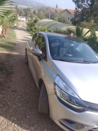 voitures-renault-clio-4-2019-gt-line-boumedfaa-ain-defla-algerie