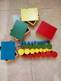 Jouets Montessori en bois