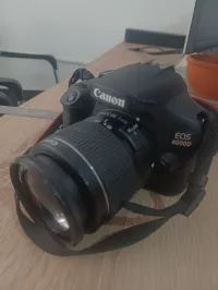 Appreil photo reflex CANON