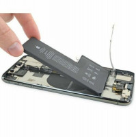 Apple Remplacement de Batterie iPhone 7 ,iPhone 7 Plus ,  iPhone 8 ,iPhone 8 Plus Apple