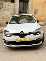 moyenne-berline-renault-megane-3-2015-gt-line-black-touch-mascara-algerie