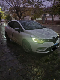 voitures-renault-clio-4-2019-gt-line-oum-el-bouaghi-algerie