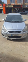 voitures-hyundai-accent-rb-4-portes-2016-khemis-el-khechna-boumerdes-algerie