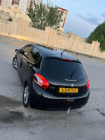 voitures-peugeot-208-2014-active-el-eulma-setif-algerie