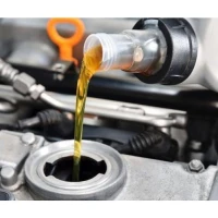 Motor oil recycled الزيت السيارات المعادة تدويرها