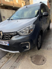 voitures-renault-kangoo-2025-stepway-baraki-alger-algerie