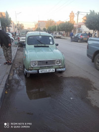 voitures-renault-4-1982-les-eucalyptus-alger-algerie