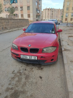 moyenne-berline-bmw-serie-1-2005-batna-algerie