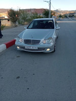 voitures-mercedes-classe-c-2001-c220-bordj-ghedir-bou-arreridj-algerie