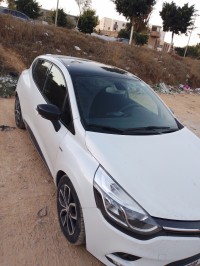 سيارات-renault-clio-4-2021-limited-2-القليعة-تيبازة-الجزائر