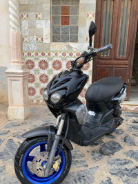 motos-et-scooters-yamaha-stunt-birkhadem-alger-algerie